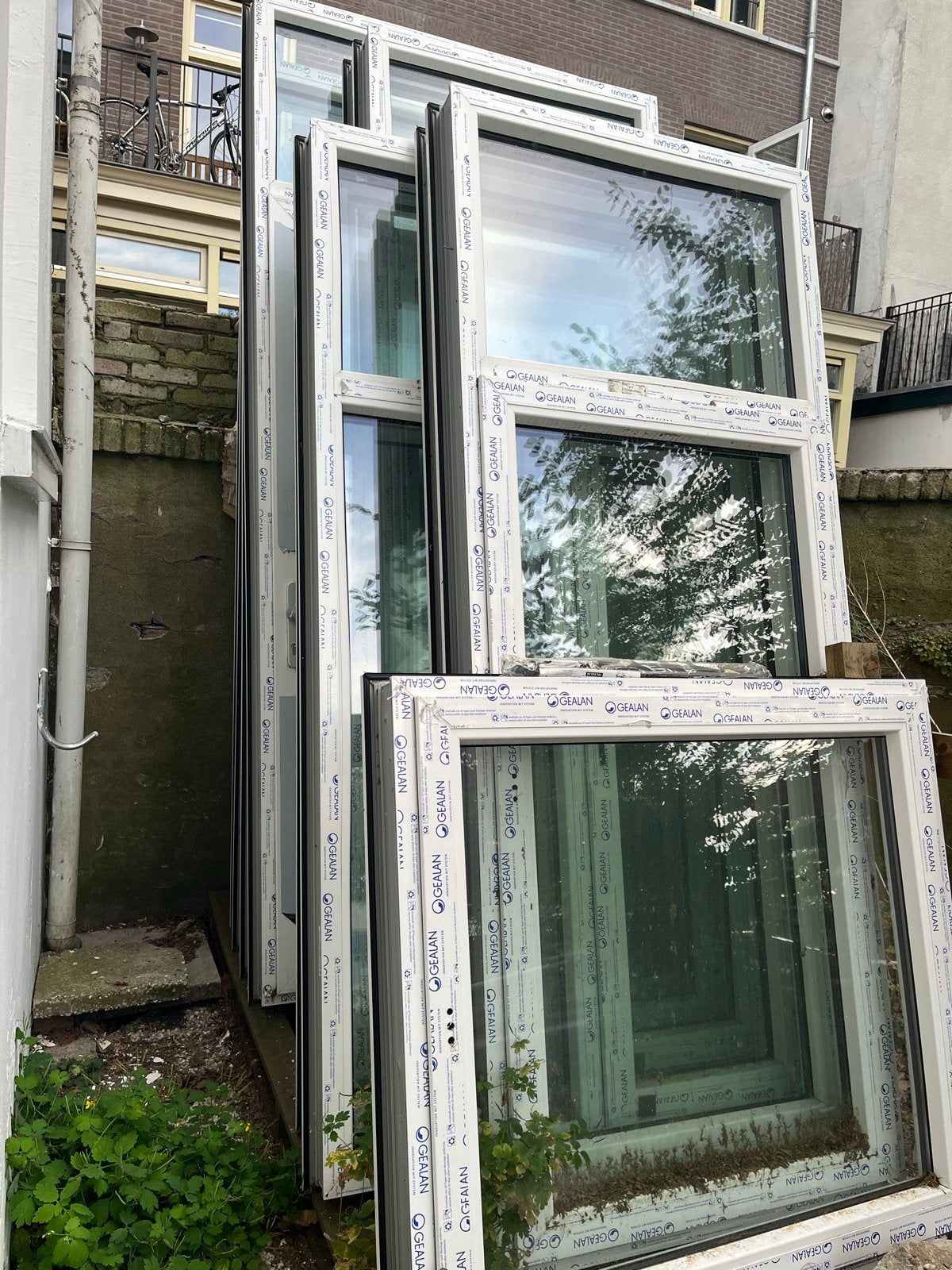 Gratis af te halen! Kunstof kozijnen nieuw, Ophalen, Gevelraam of Ruit, Gebruikt, 80 tot 120 cm