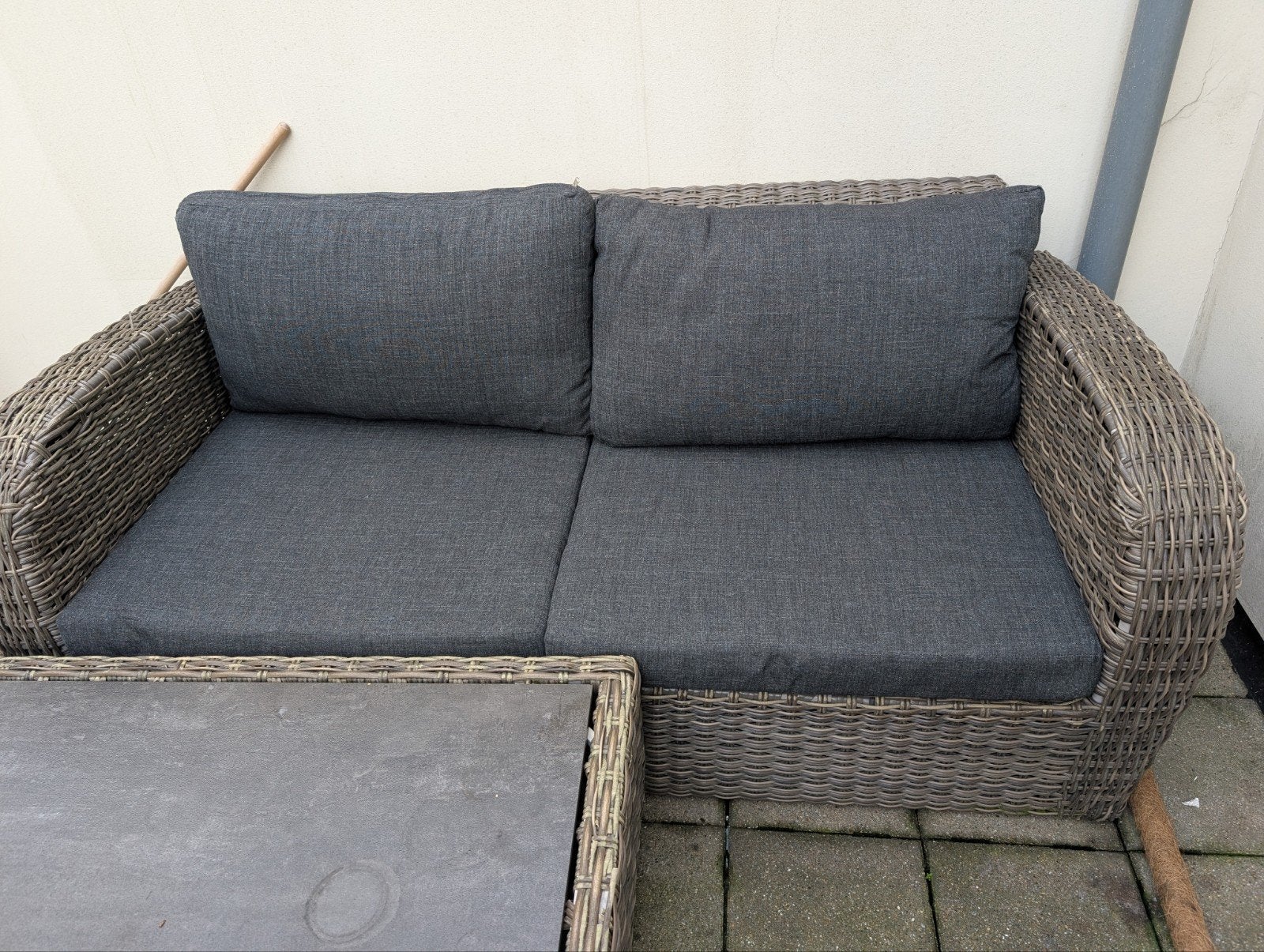 Wicker loungeset met 2 stoelen, bank en salontafel, Tuin en Terras, 4 zitplaatsen, Gebruikt, Ophalen of Verzenden, Bank