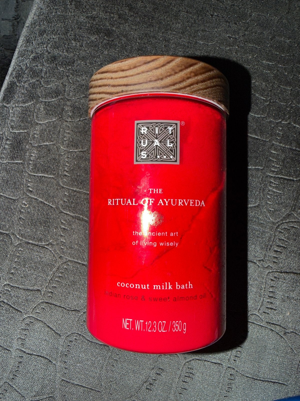 Rituals The Ritual of Ayurveda Coconut Milk Bath, Sieraden, Tassen en Uiterlijk, Ophalen of Verzenden, Nieuw, Bad & Douche