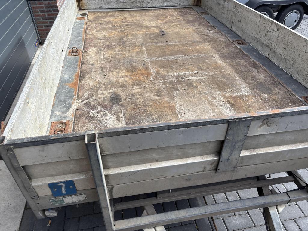 Plateauwagen aanhanger aanhangwagen tandemasser 2700 kg, Gebruikt