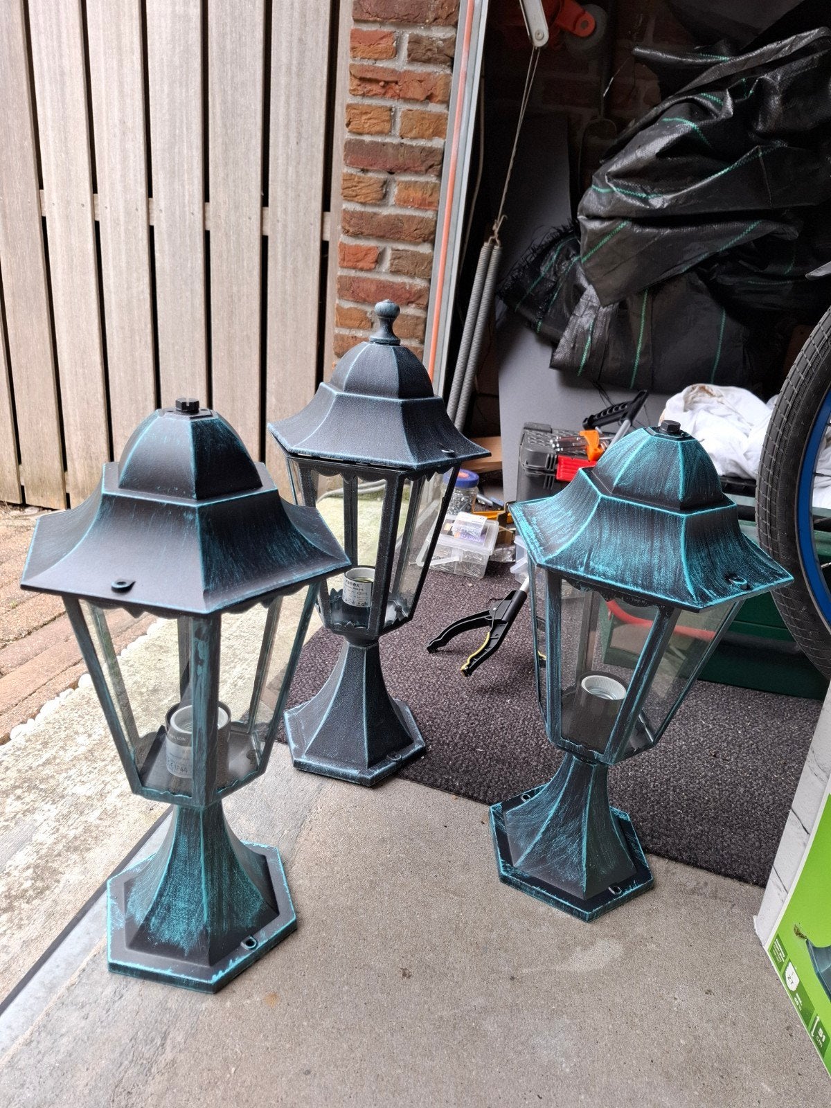 3x tuinlamp 230v aansluiting E27, Ophalen, Overige typen, Aluminium, 50 tot 250 watt