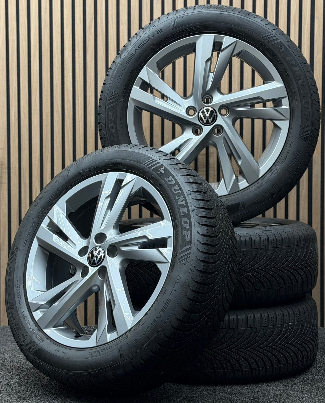 Originele 17 inch VW Taigo T-Cross Valencia 5x100 All Season, Ophalen, ., Banden en Velgen, 17 inch