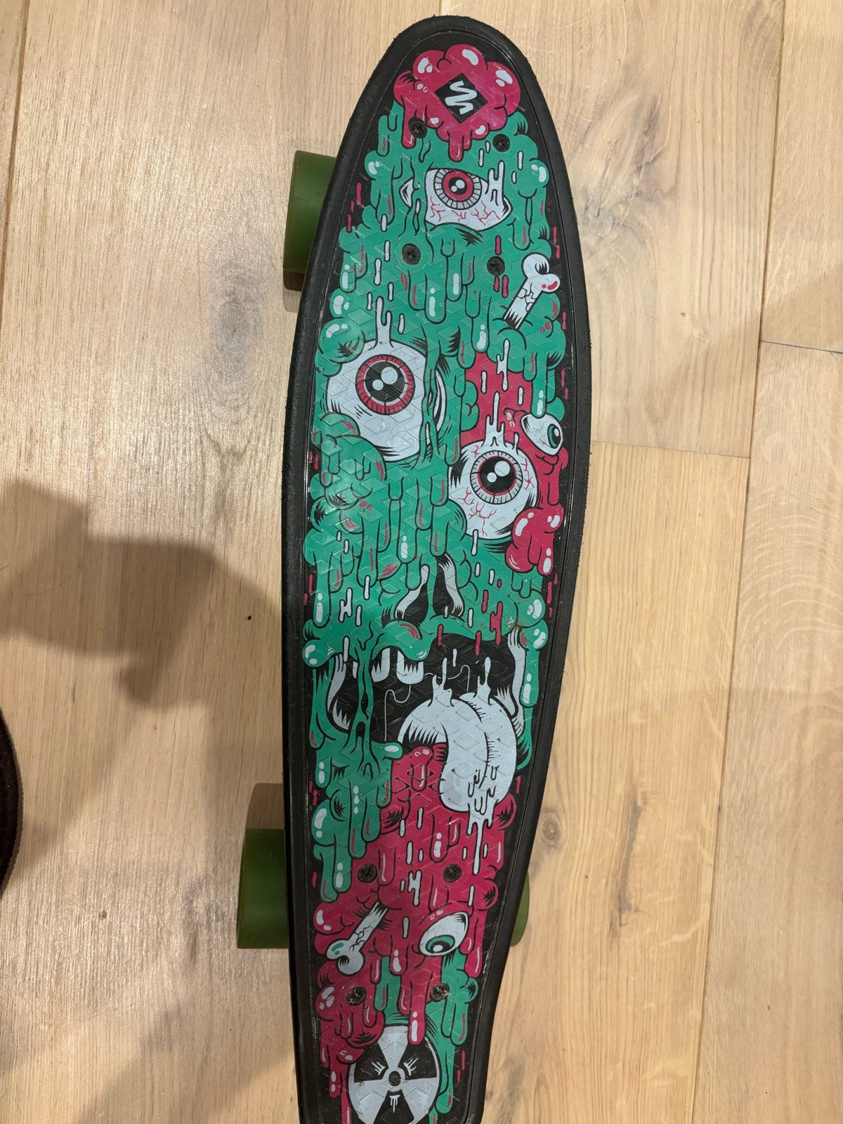 Street Surfing Skateboard met uniek zombie design, Sport en Fitness, Skateboarden, Ophalen of Verzenden, Gebruikt, Skateboard