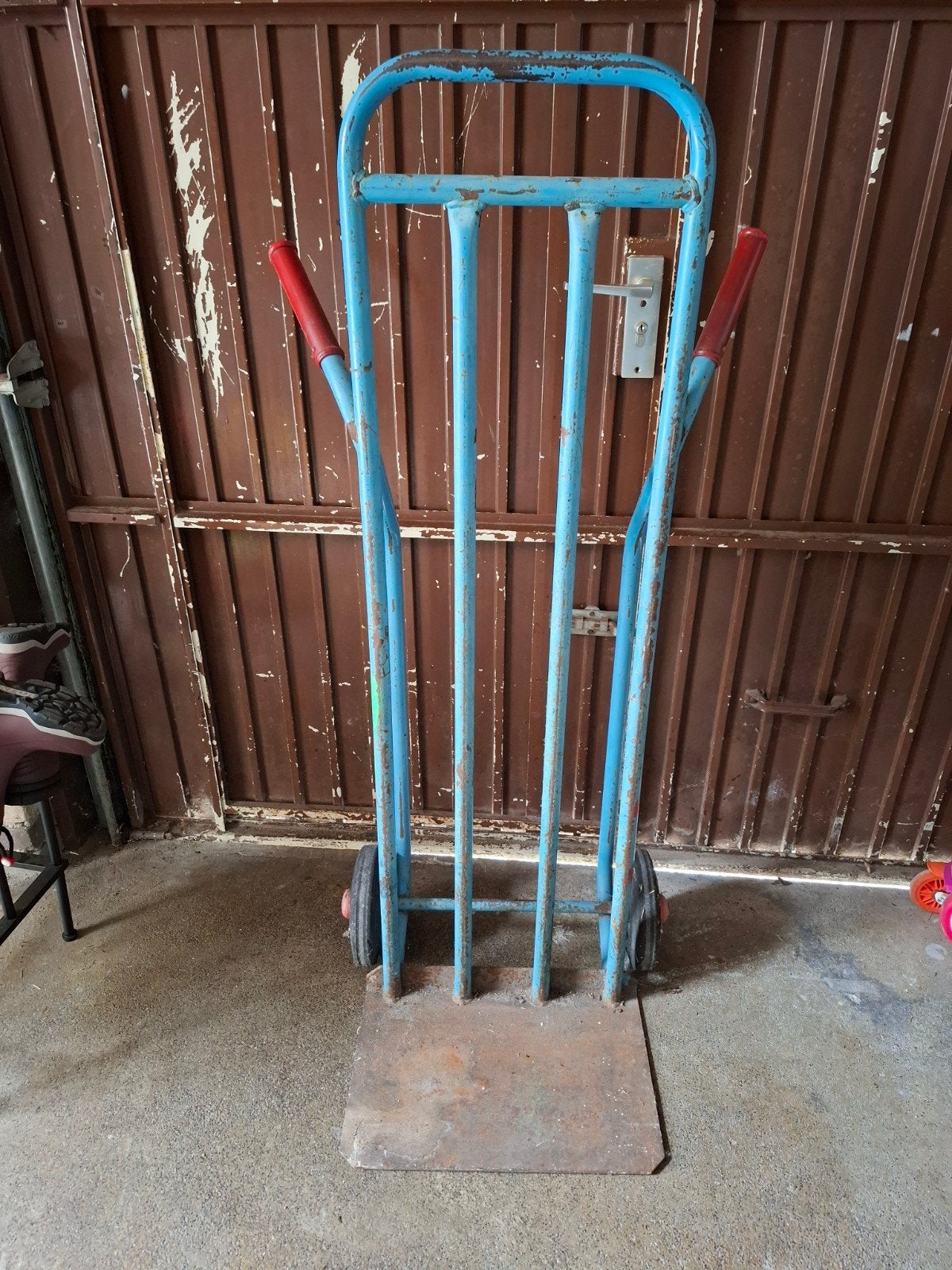Stevige steekwagen - Blauw met rode handvatten, Ophalen, Gebruikt, Steekwagen