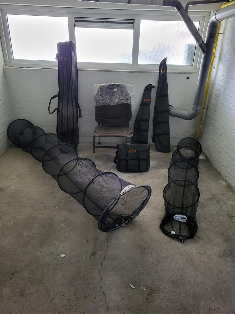 Spro complete vis set met diverse hengels, molens en extra's, Watersport en Boten, Hengelsport | Algemeen, Ophalen of Verzenden