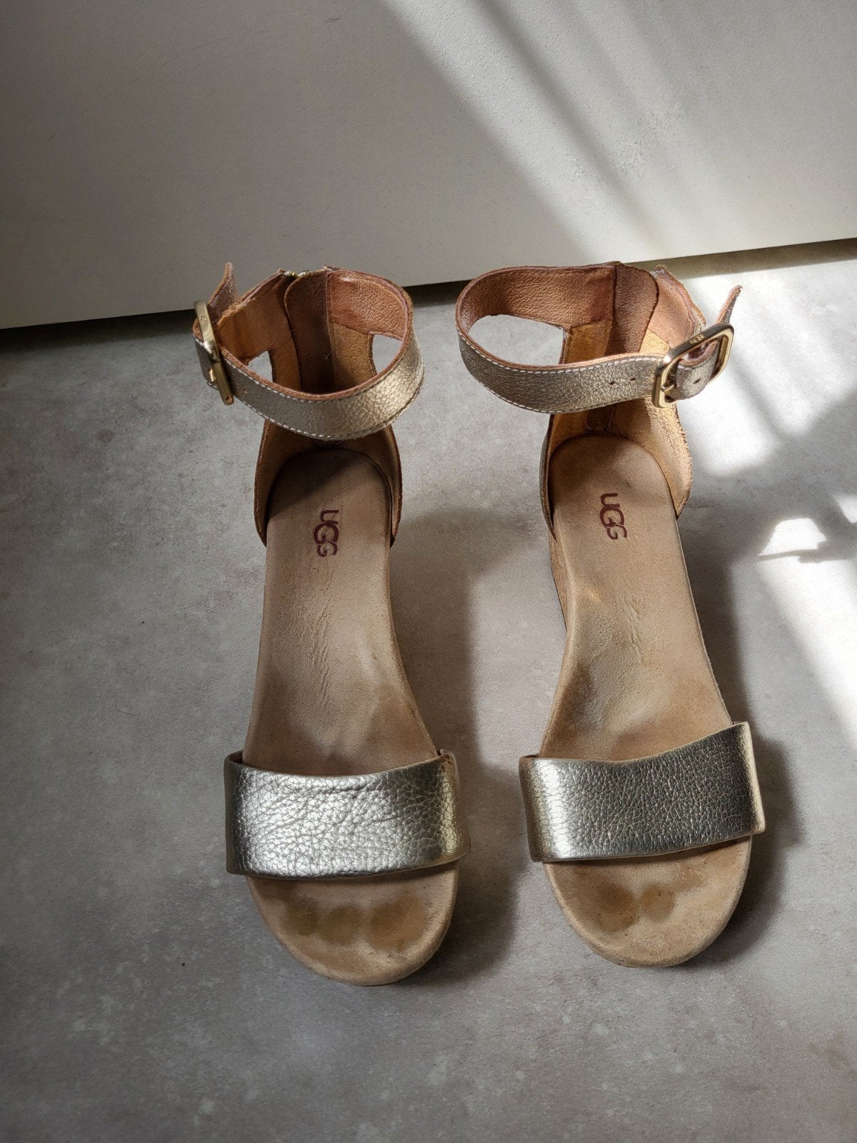 Ugg sandalen goud maat 38, UGG, Overige kleuren, Gedragen, Sandalen of Muiltjes