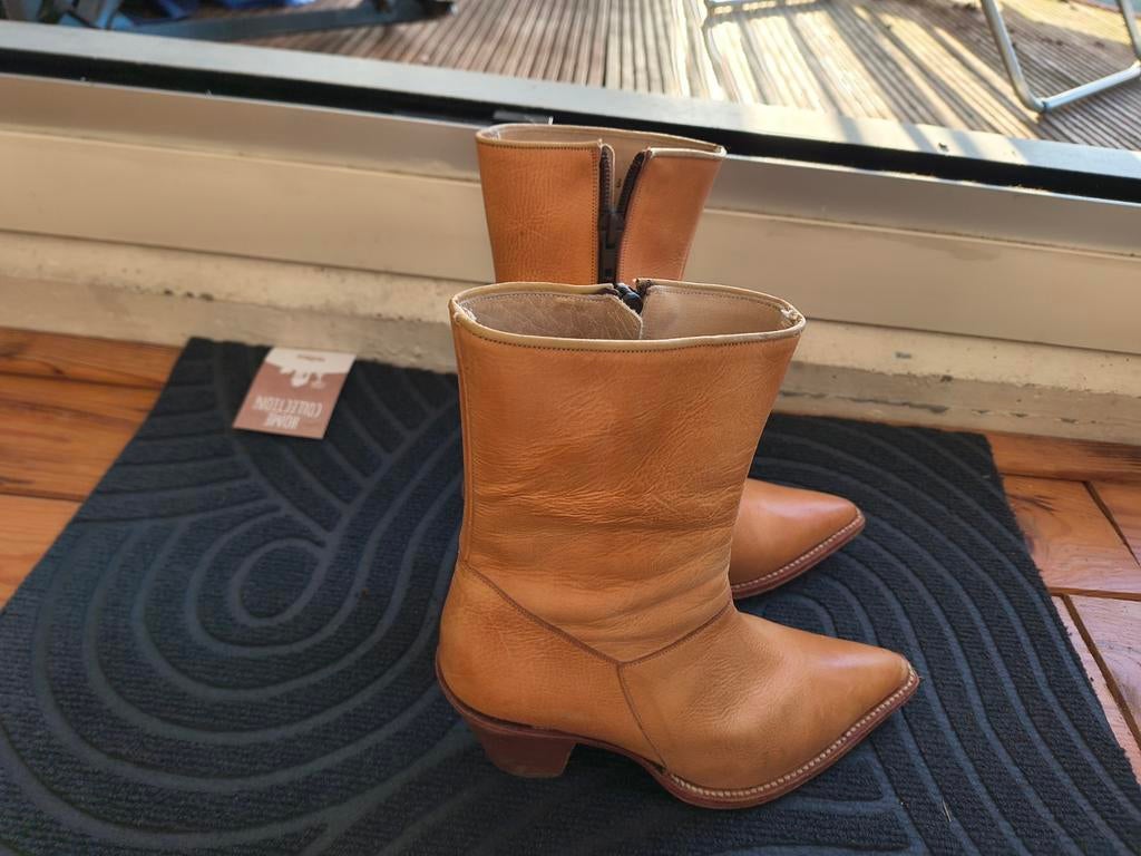 Tony Mora cognackleurige enkellaarsjes - Maat 35, Kleding | Dames, Schoenen, Ophalen of Verzenden