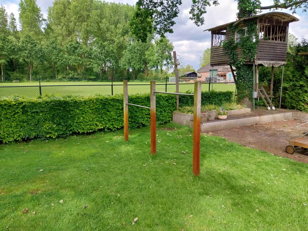 Duikelstang set 2x 125cm met geïmpregneerde palen, Ophalen, Gebruikt, Overige typen
