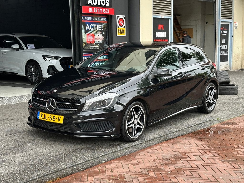 Mercedes-Benz A-klasse 250 Amg Automaat Leer Clima Xenon/Led, Auto's, Mercedes-Benz, 1345 kg, Gebruikt, Euro 6, 4 cilinders