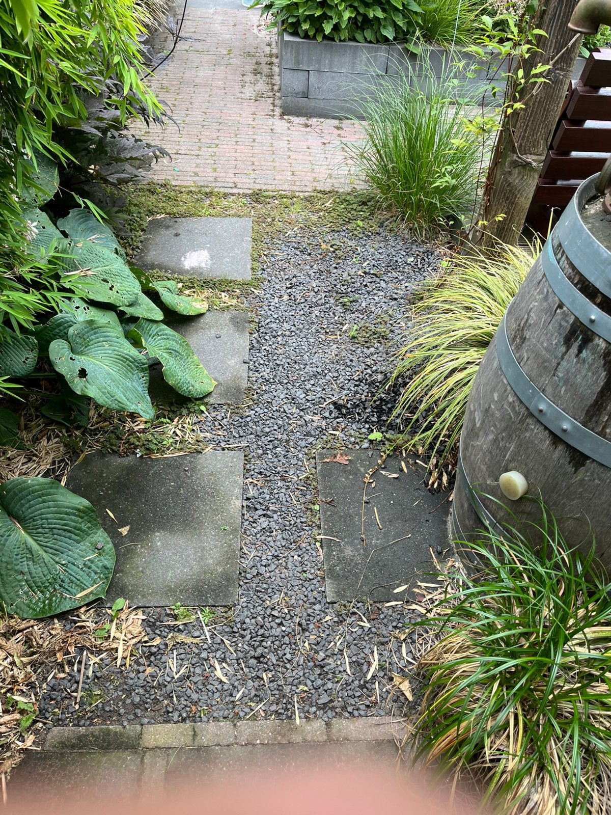 Gratis op te scheppen.  4/5m2  klein ardennesplit, Tuin en Terras, Ophalen, Zo goed als nieuw