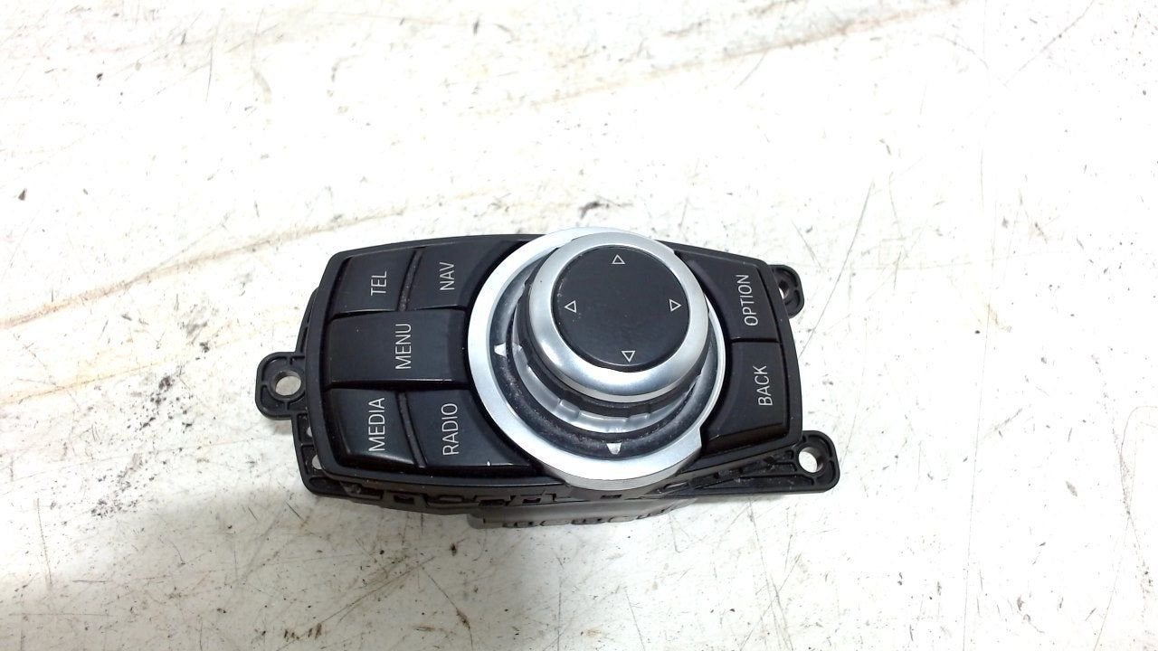 Bedieningspaneel multi media BMW 1 serie, Onderdelen@venauto.nl, Van der Ven Autorecycling B.V., Gebruikt, Ettenseweg 76, 4706 PB Roosendaal, The Netherlands