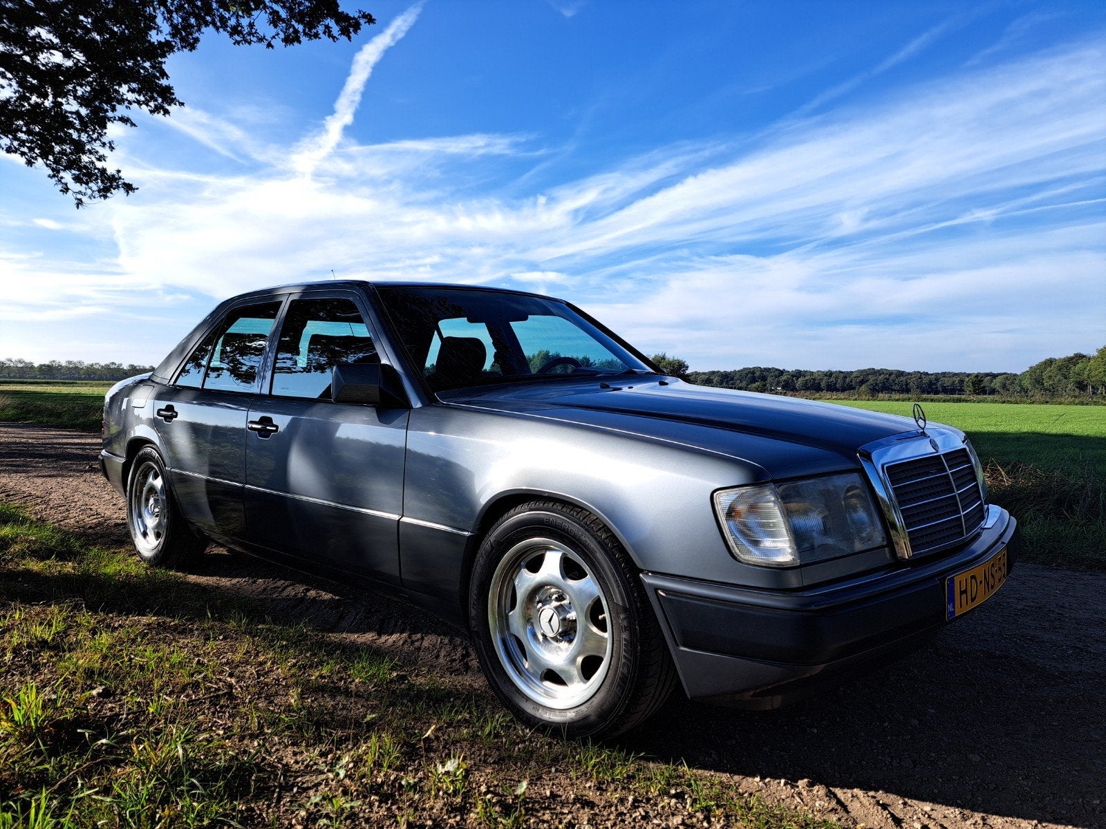 Mercedes-Benz E Klasse w124 200E E2 1993, Auto's, Mercedes-Benz, Particulier, 200-Serie, Benzine, Sedan, Handgeschakeld, Origineel Nederlands