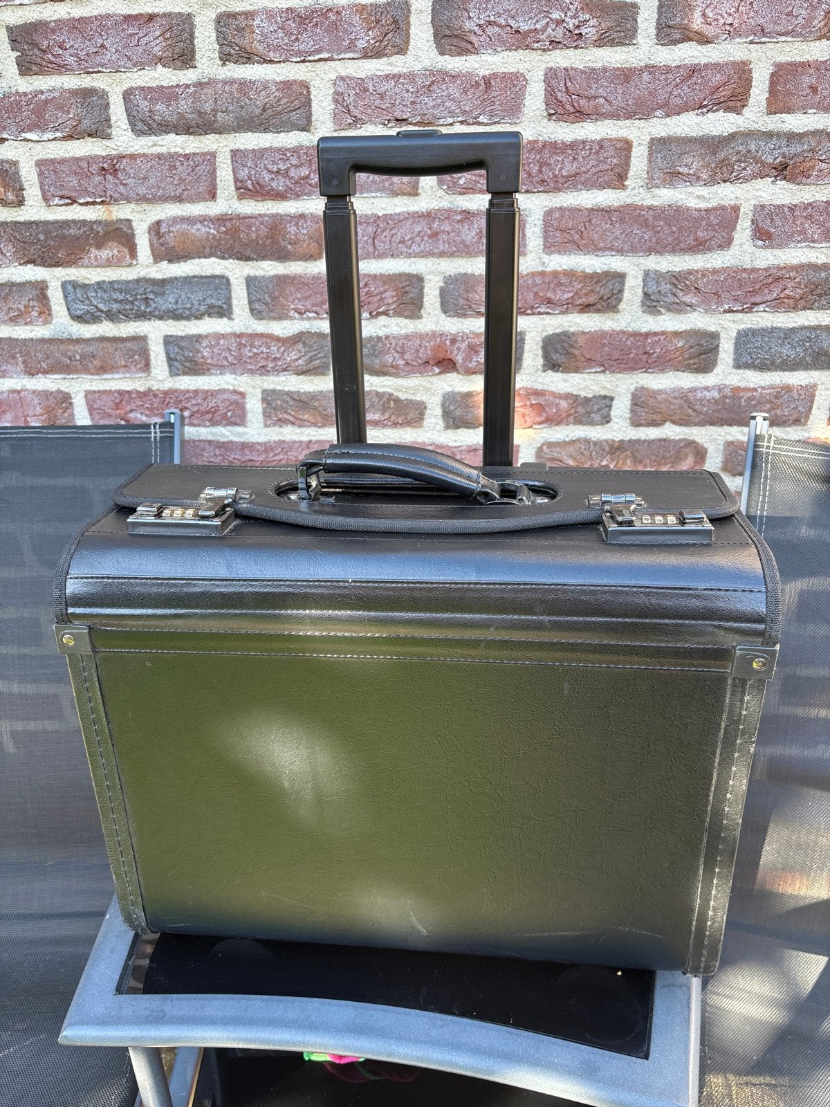 Leren pilotenkoffer op wieltjes met cijferslot, 40 tot 60 cm, Gebruikt, 20 tot 30 cm, Zwart