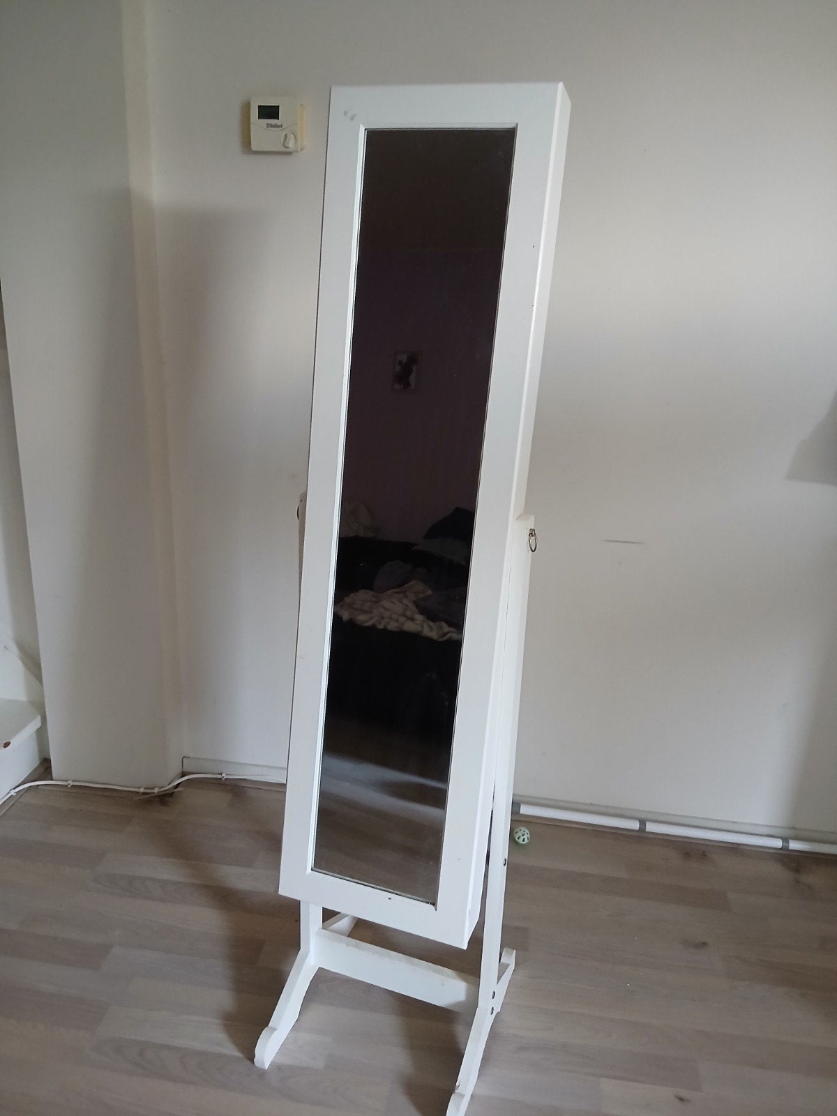 Witte spiegel met sieradenopslag, Huis en Inrichting, Minder dan 50 cm, Ophalen of Verzenden, Zo goed als nieuw, 150 tot 200 cm