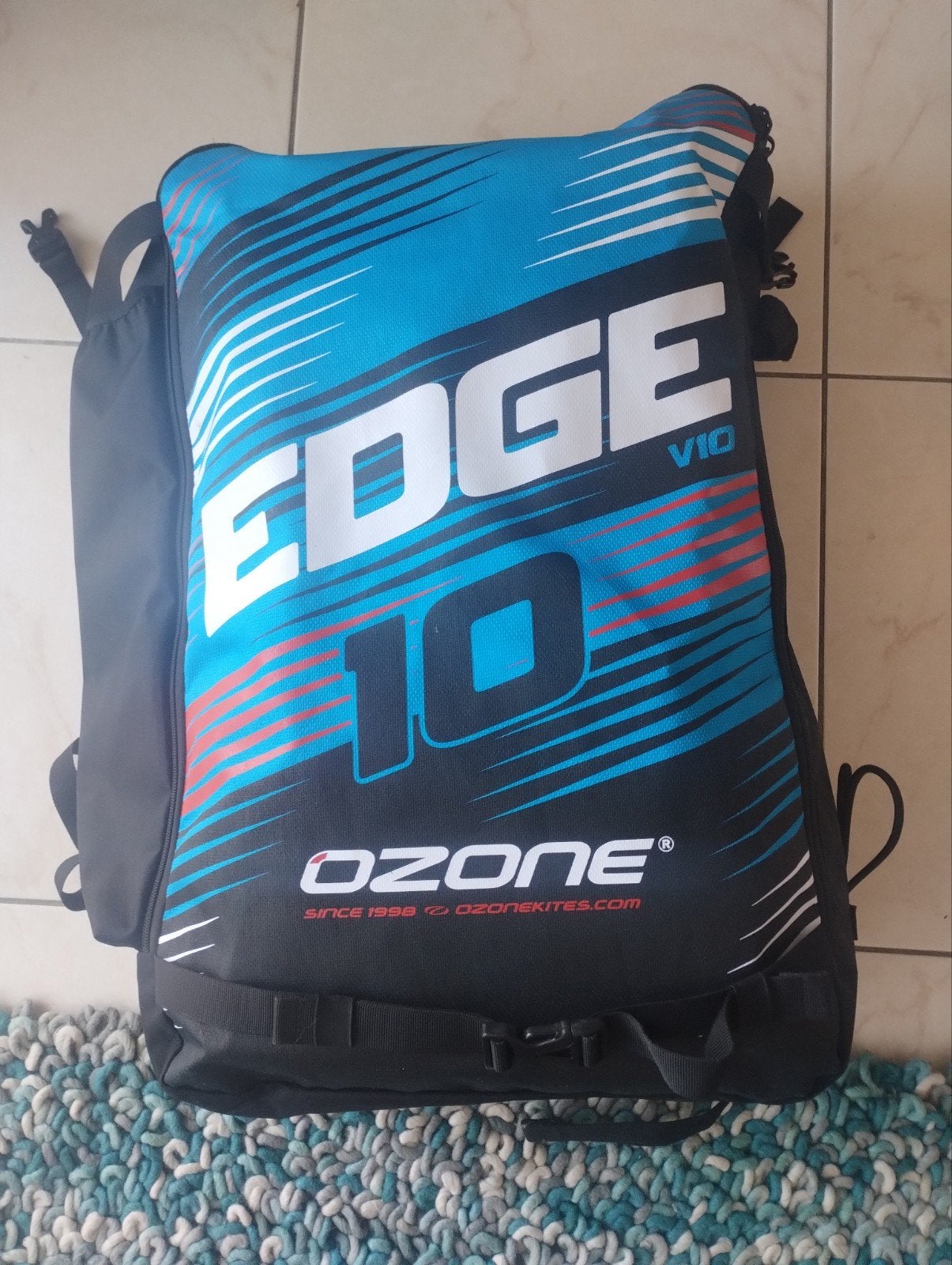 Ozone edge v10 10m², Watersport en Boten, Kitesurfen, Geen board, Ophalen of Verzenden, Zo goed als nieuw