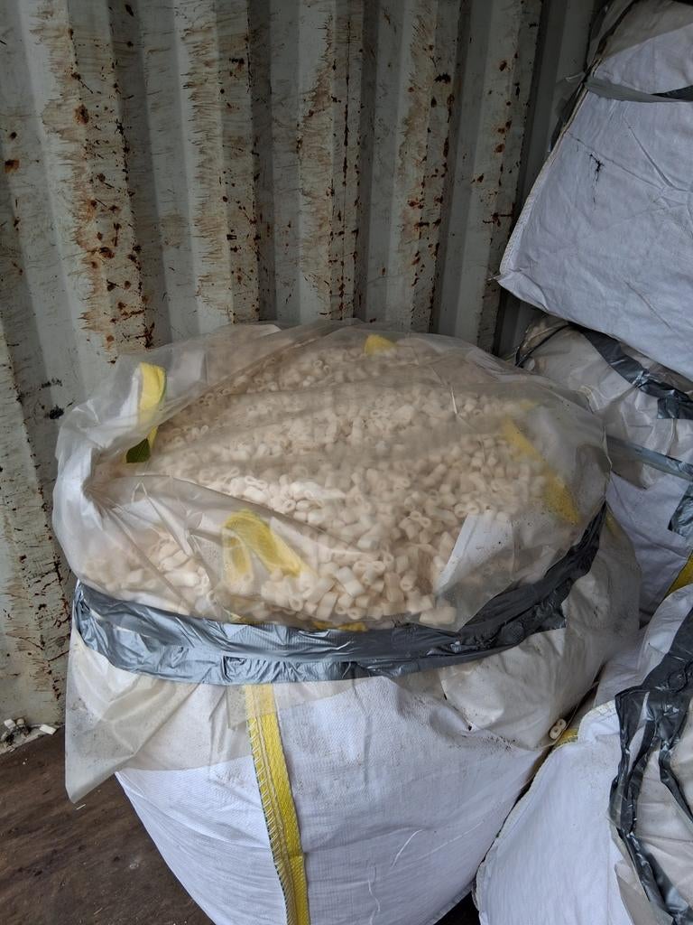Vloer Isolatie chips (Drowa) circulair 70 zakken (kuub), Doe-het-zelf en Verbouw, Isolatie en Afdichting, Gebruikt, Vloerisolatie