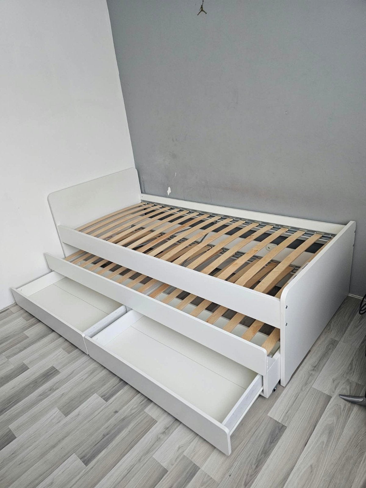 IKEA Bedbank met 2 lades - 90x200 cm, Huis en Inrichting, Slaapkamer | Bedden, Ophalen, 90 cm, Eenpersoons, Wit