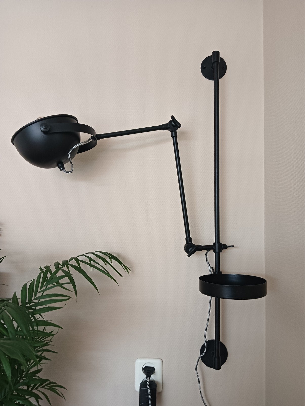 By Boo wandlamp, Ophalen, Zo goed als nieuw