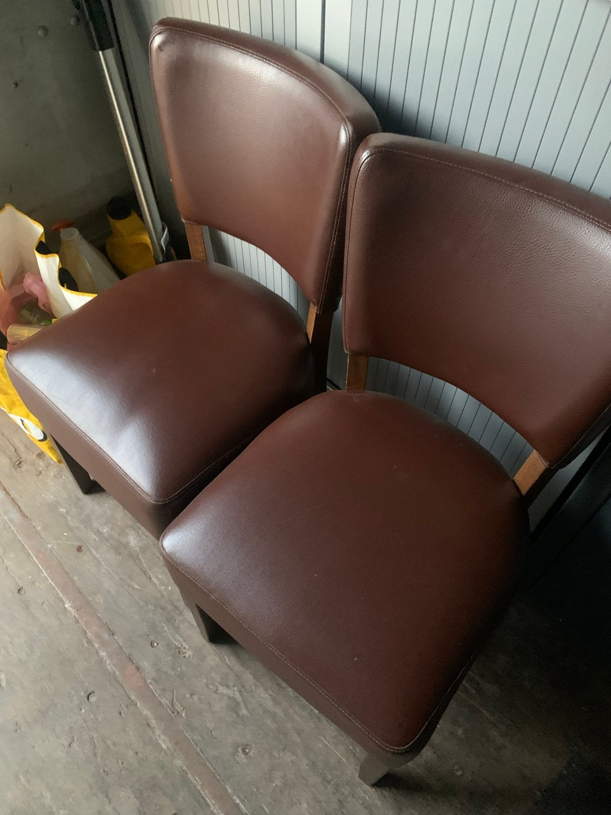 Set van 2 bruine stoelen - Gebruikt, Gebruikt, Twee, Bruin, Ophalen of Verzenden