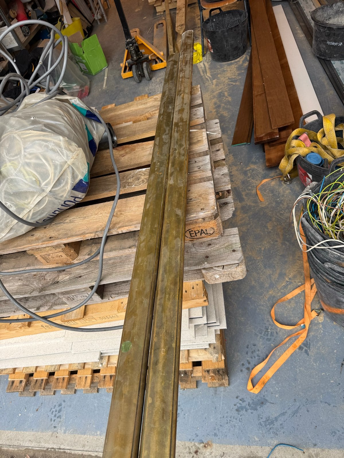 Messing trapleuning 2 delen (2,38m en 1,75m), Ophalen, Gebruikt, Trap, 2 tot 4 meter