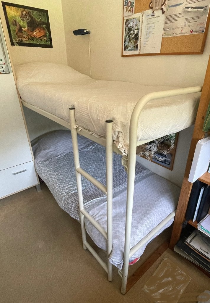 Robuust stapelbed met trap, matrasmaat 80 x 200, Huis en Inrichting, Slaapkamer | Stapelbedden en Hoogslapers, Ophalen, Gebruikt