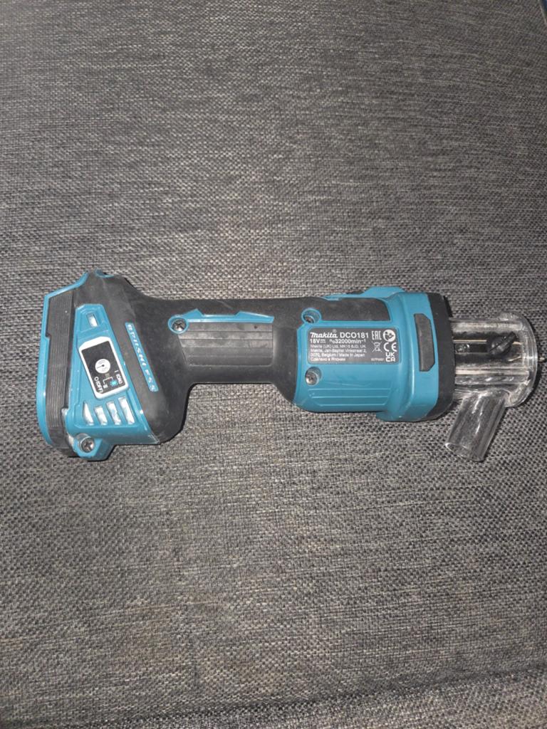 Makita DCO181 18V Accu Gipsfrees, Doe-het-zelf en Verbouw, Gereedschap | Handgereedschap, Ophalen of Verzenden, Nieuw
