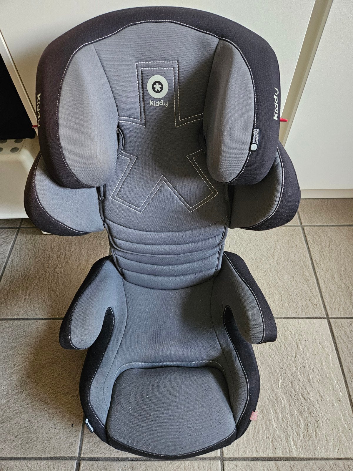 Kiddy Smartfix Autostoeltje - Veilig en Comfortabel, Gebruikt, Zijbescherming, 9 t/m 36 kg, Isofix