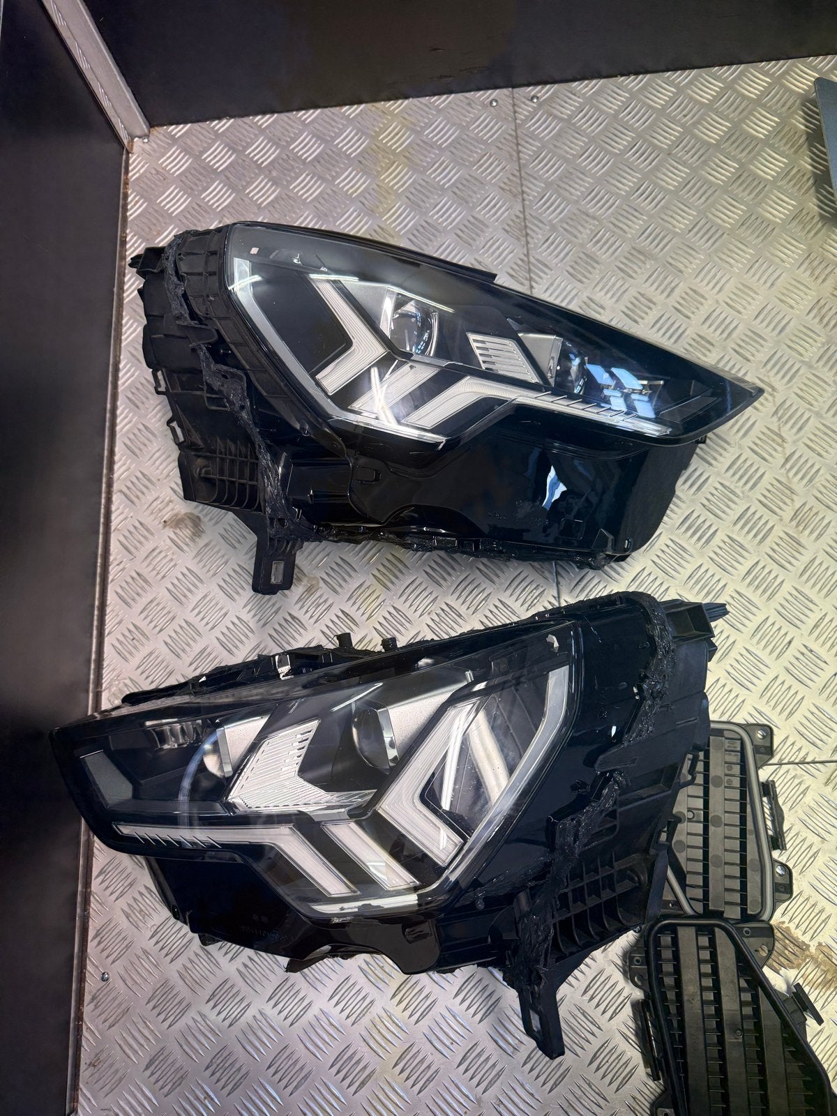 Audi Q3  Koplampen (Set van 2), Ophalen of Verzenden, Gebruikt, Audi