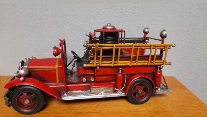 Mooie blikken brandweer auto, Ophalen, Zo goed als nieuw, Auto's