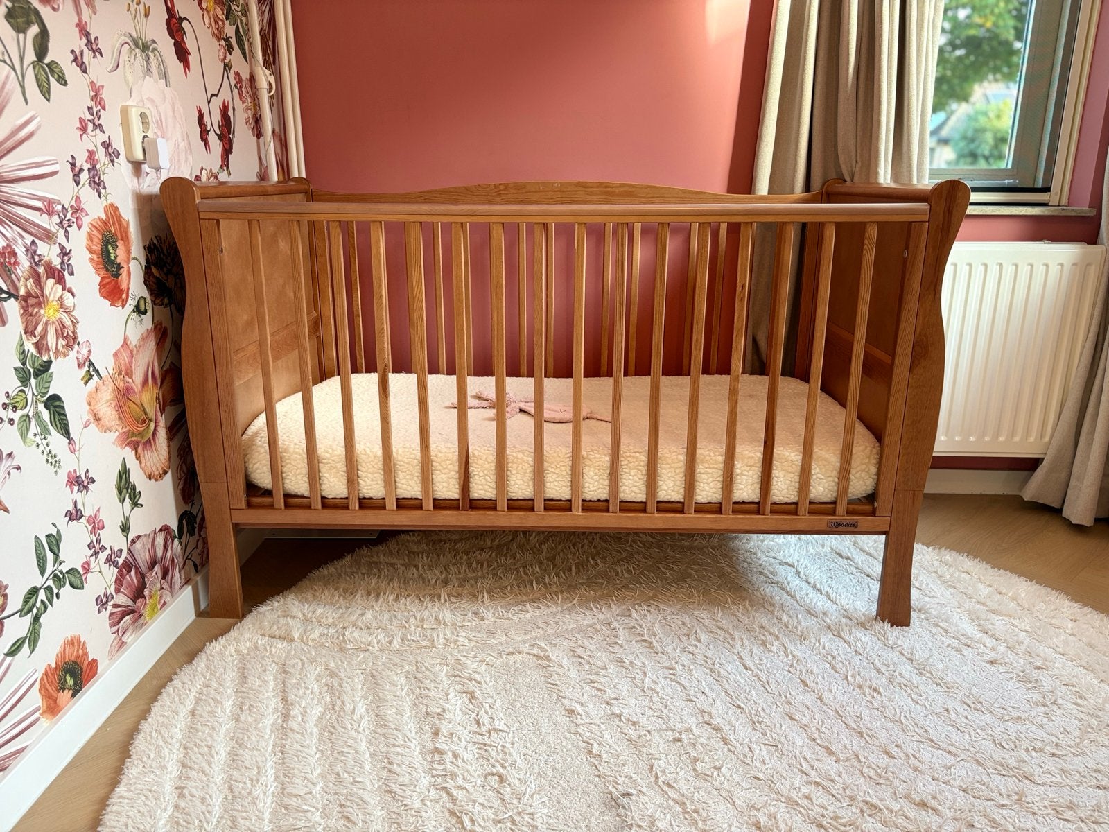 Woodies Noble Vintage Ledikant 70x140 - Verstelbaar, Ophalen, Bruin, 190 cm of minder, Hout