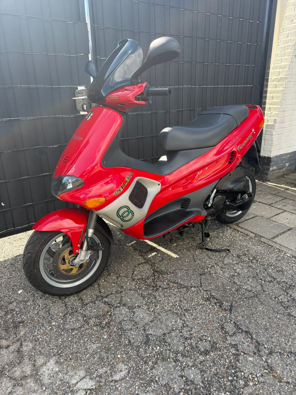 GILERA RUNNER 50CC DD – BROM KENTEKEN, Ophalen of Verzenden, Zo goed als nieuw, Benzine