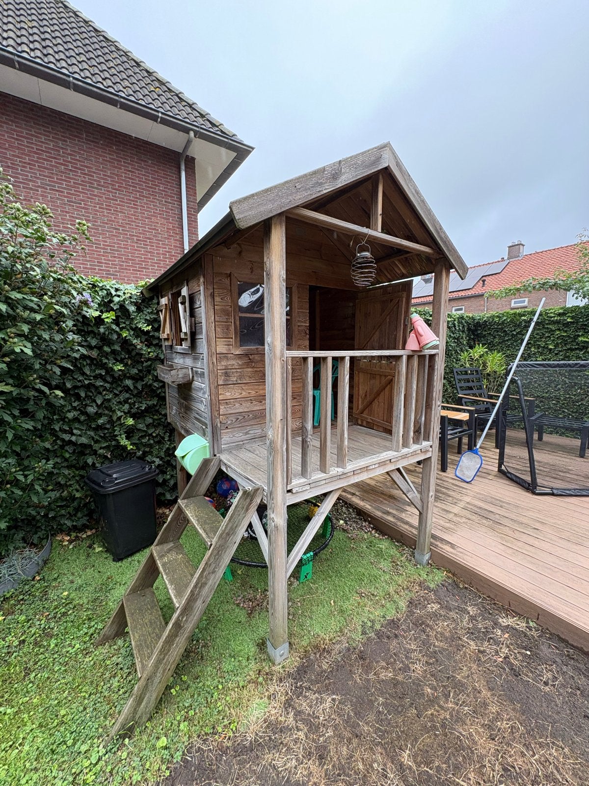 Houten speelhuisje met glijbaan, Kinderen en Baby's, Ophalen, Gebruikt, Hout