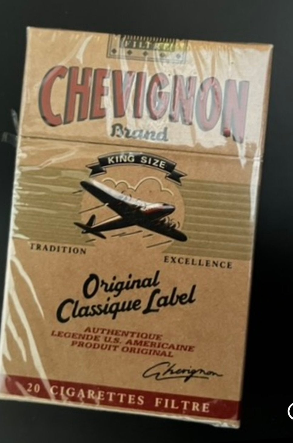 Vintage Chevignon Sigarettenpakje - Nieuw in Verpakking, Ophalen of Verzenden, Nieuw, Tabaksdoos of Verpakking