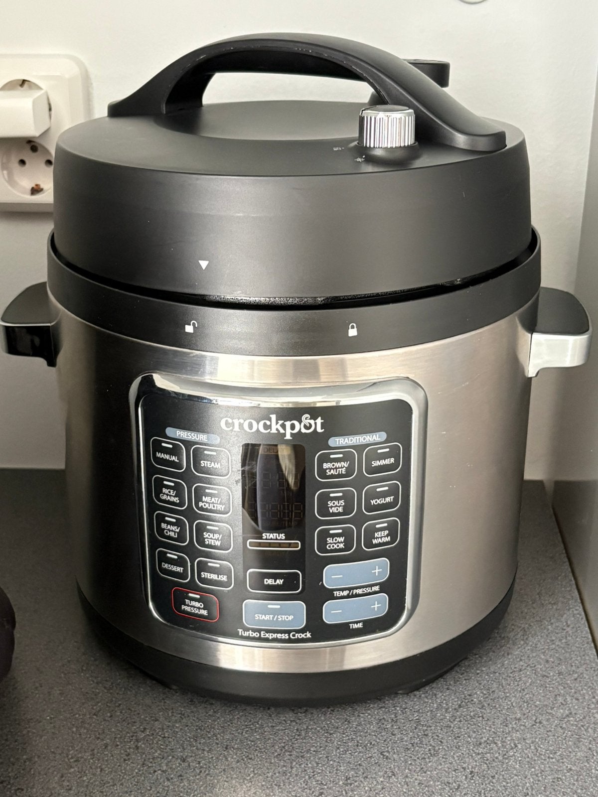 Crockpot de luxe uitvoering en een airfryer te koop