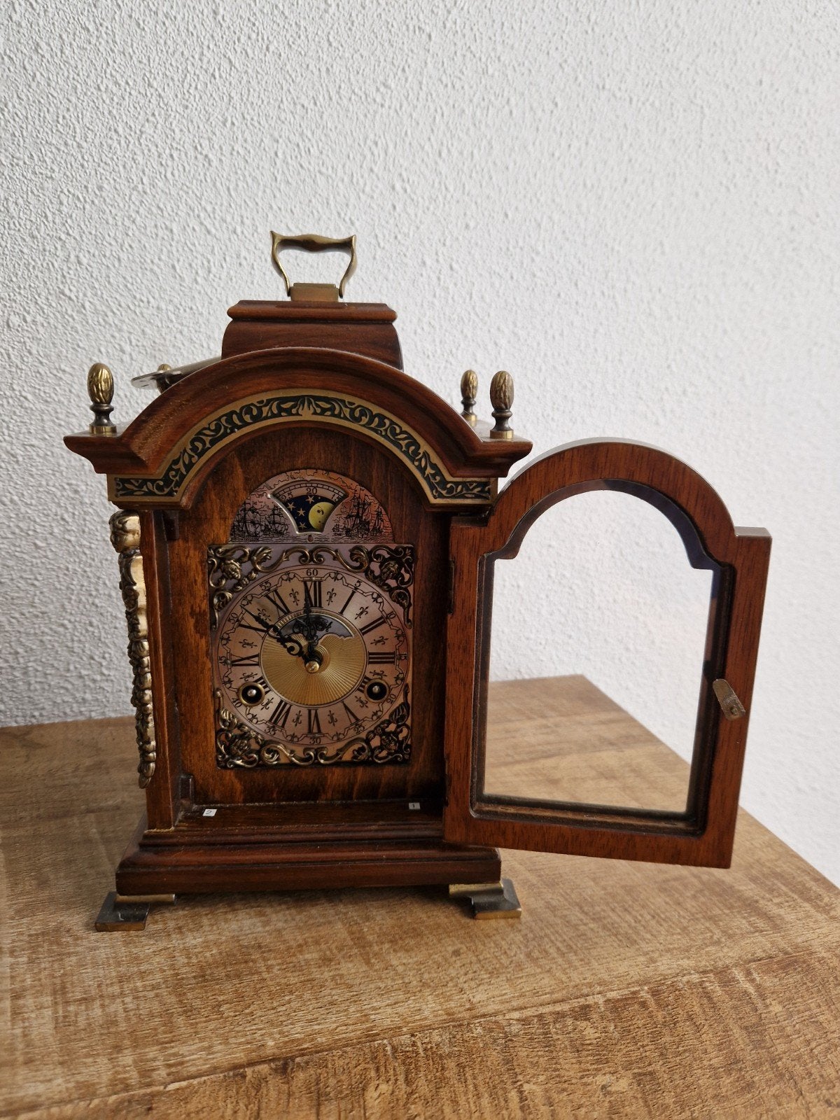 Antieke Wuba tafelklok met Franz Hermle uurwerk, Antiek en Kunst, Antiek | Klokken, Ophalen
