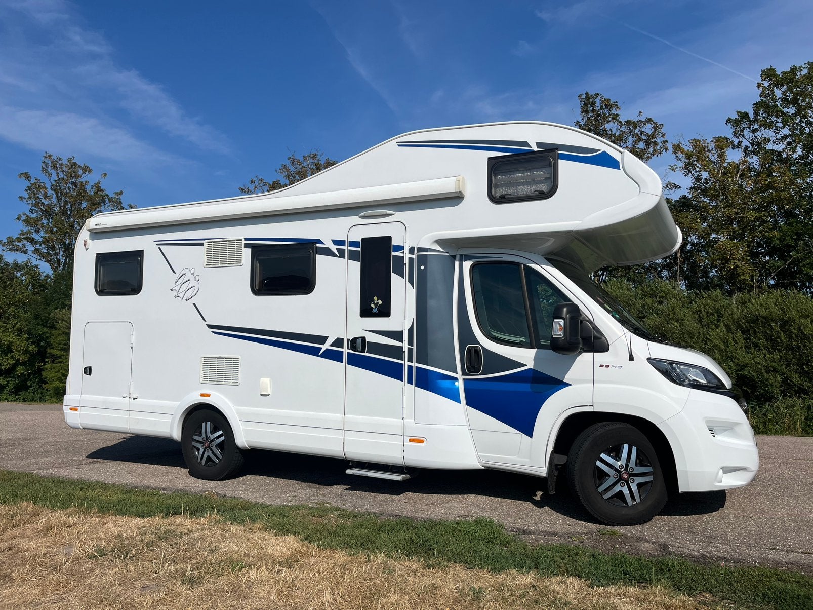 KNAUS L!VE Traveller 650 DG | 2021 | 140 PK | 6 pers | Airco, Caravans en Kamperen, Campers, Alkoof, Ringverwarming, Fiat, Particulier