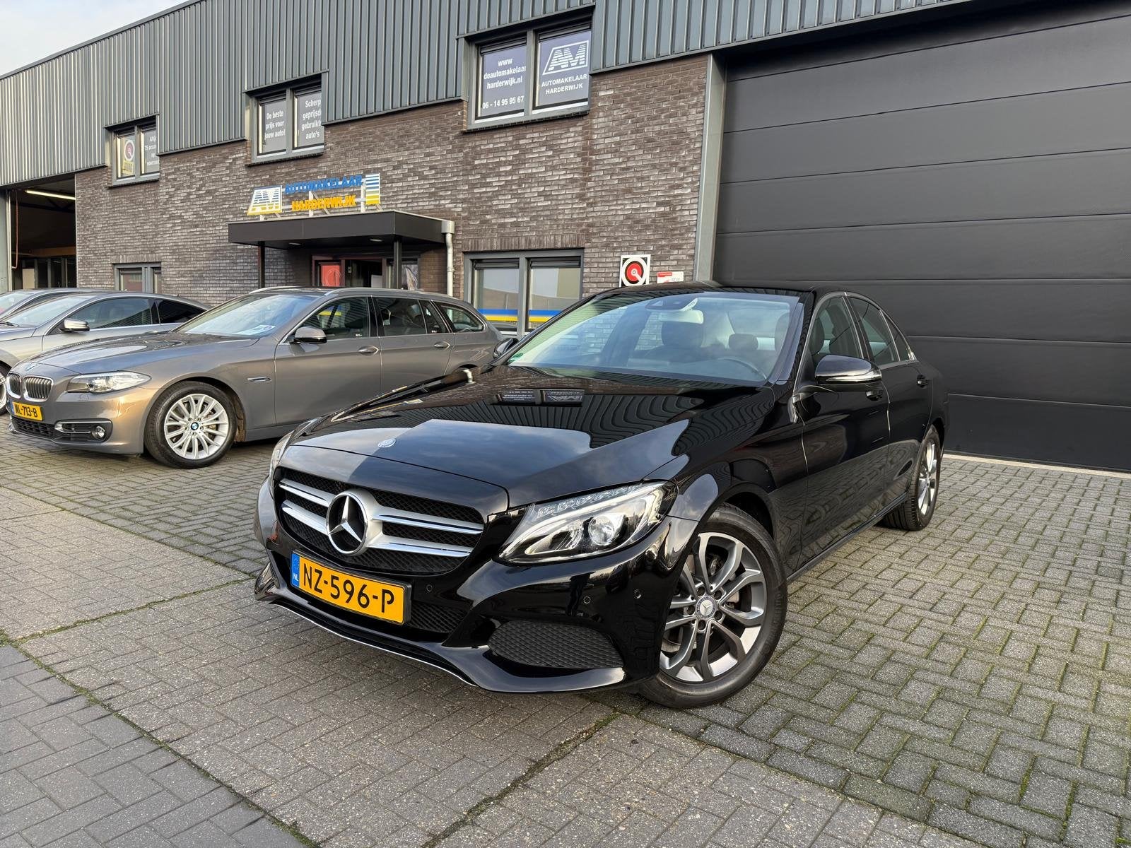 Mercedes-Benz C-Klasse 180 Prestige | 2E EIGENAAR | 3/6/12MN, Achterwielaandrijving, Gebruikt, Leder en Stof, Zwart