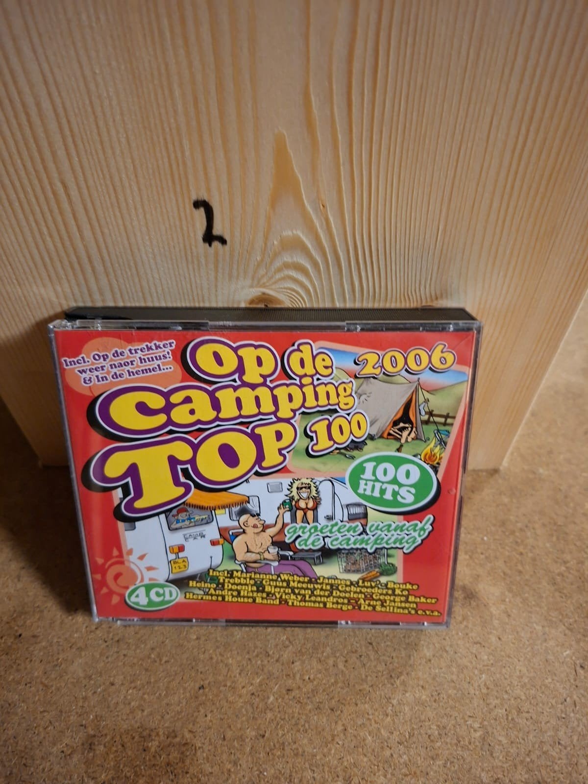 Op de Camping Top 100 - 2006 (4 CD Boxset), Cd's en Dvd's, Cd's | Nederlandstalig, Ophalen of Verzenden, Gebruikt, Feestmuziek