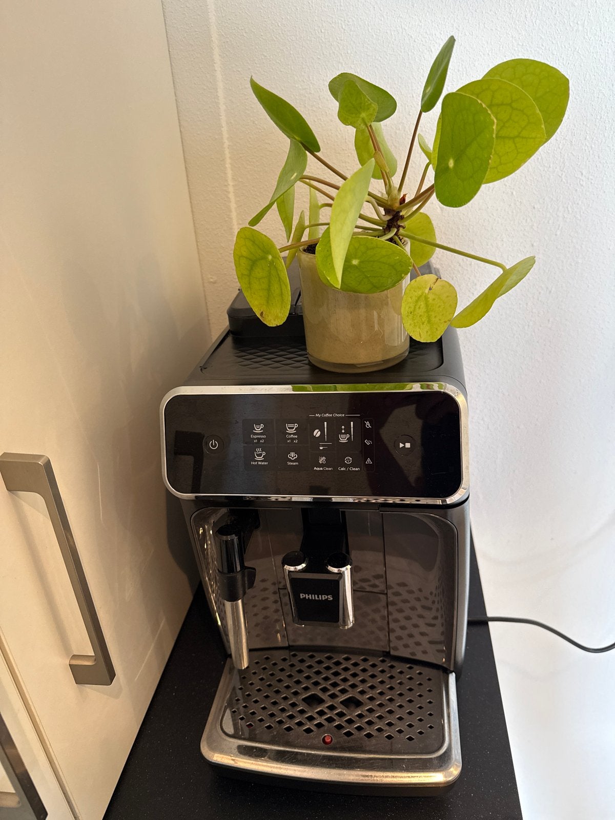 Philips EP222/40 Volautomatische Espressomachine, Afneembaar waterreservoir, Espresso apparaat, Zo goed als nieuw, Koffiebonen