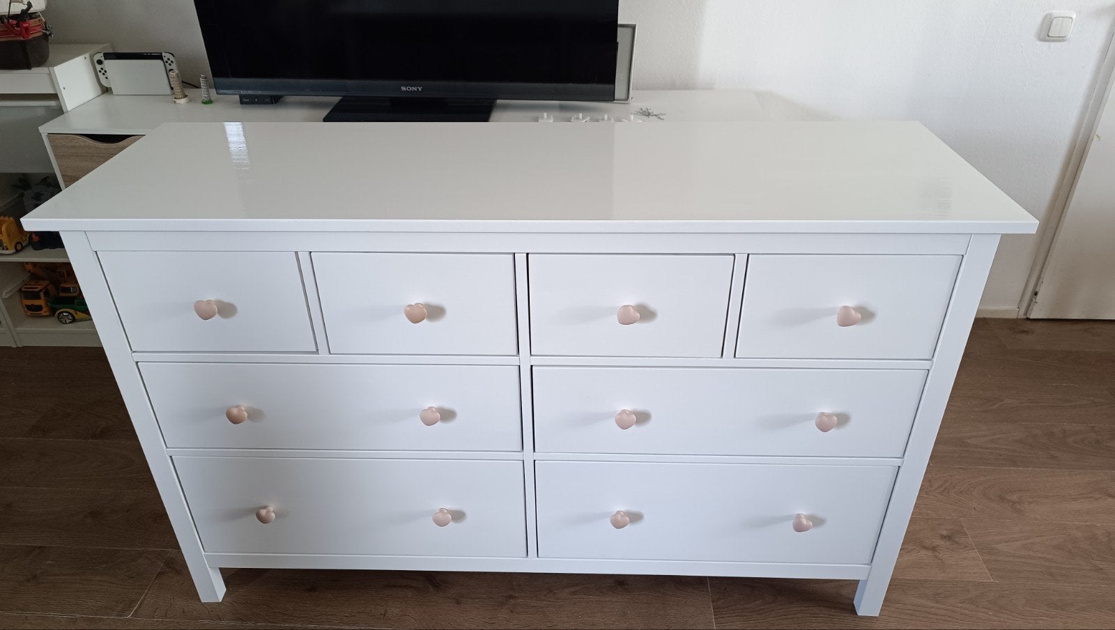 Hemnes ladekast, Ophalen, Zo goed als nieuw