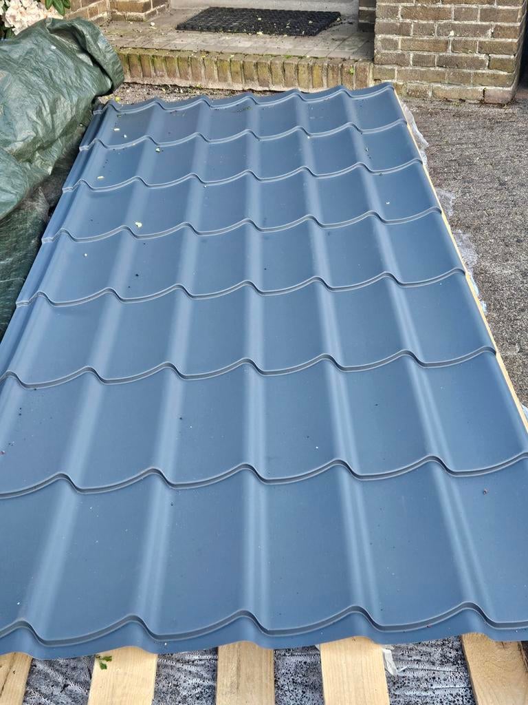 Stalen gecoaten dakpanplaten (2 Kingstile), Nieuw, 5 tot 10 m², Metaal, Grijs