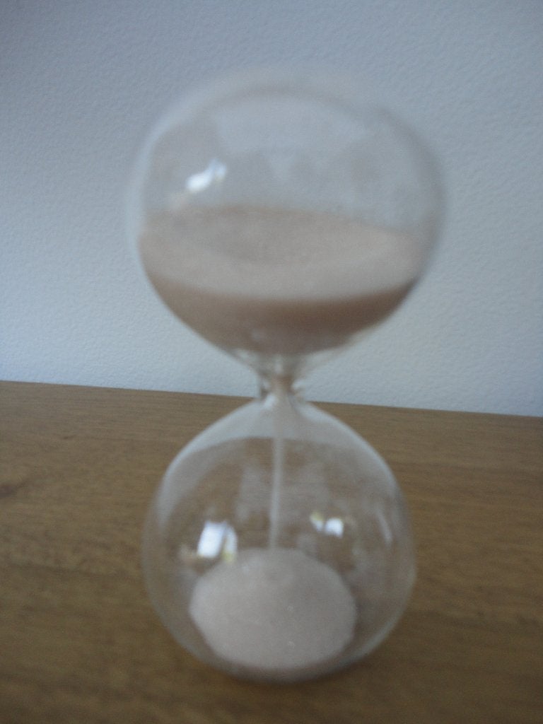 Mooie retro zandloper van 2 glazen bollen, Ophalen of Verzenden, Huis en Inrichting