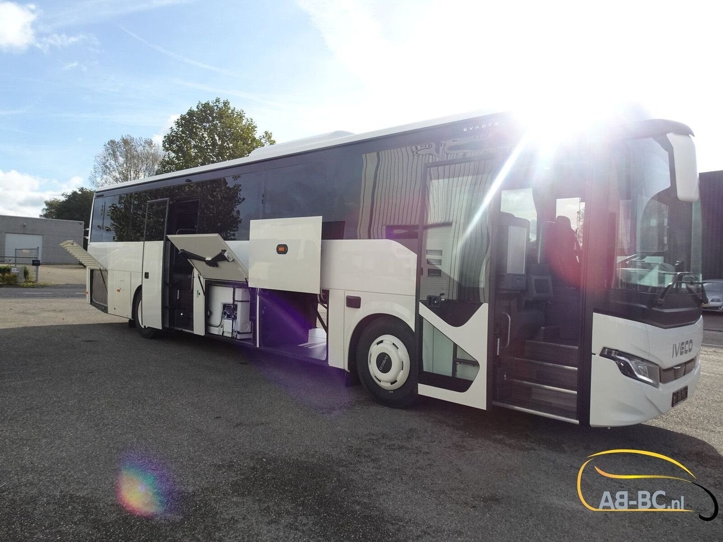 Iveco NEW 12.1 MTR Evadys, 53 Seats/WC 2 units on stock, Auto's, Vrachtwagens, Automaat, 394 pk, Iveco, Wit