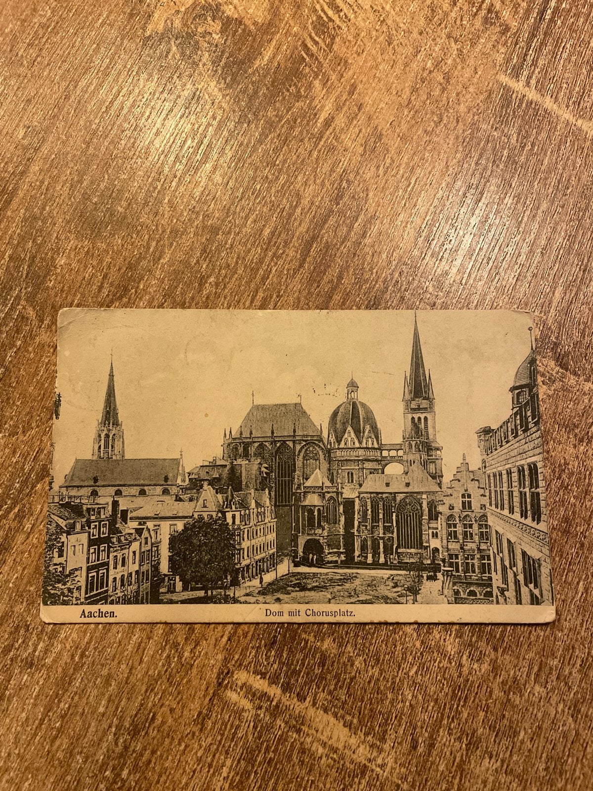 Oude postkaart Aken Dom met Chorusplatz, gestempeld 1909, Ophalen of Verzenden, Voor 1920, Gelopen, Duitsland