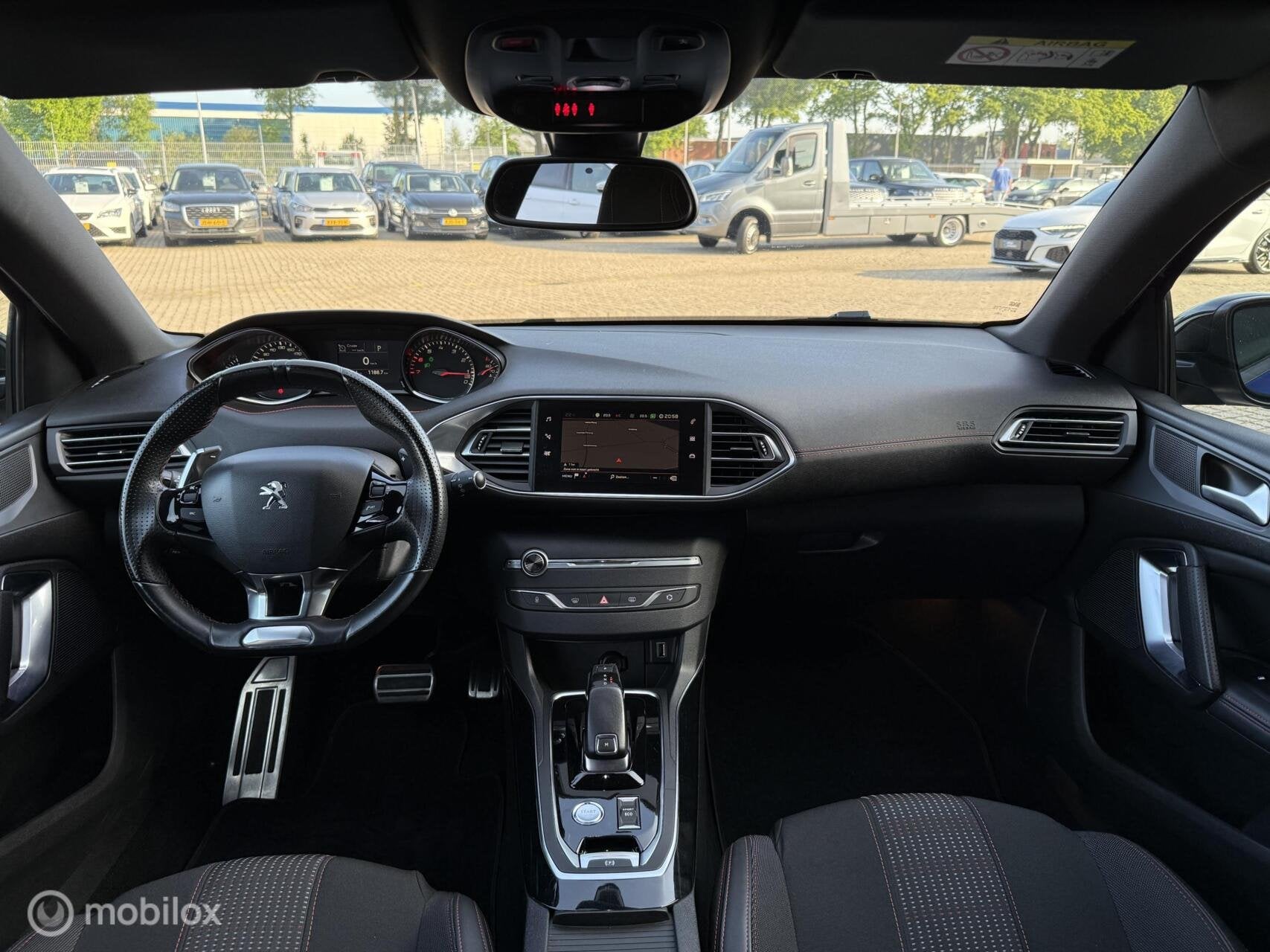 Peugeot 308 SW 1.2 PureTech GT-line AUTOMAAT | LED, Auto's, Peugeot, Gebruikt, 1199 cc, Blauw, Parkeersensor