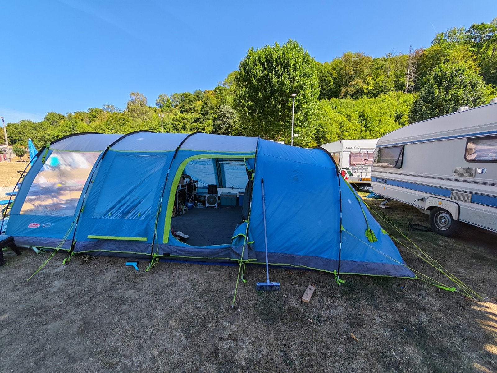 Zeer nette  Coleman Pines Castle 6L gezinstent, Caravans en Kamperen, Tenten, Ophalen, Zo goed als nieuw, Tot en met 6