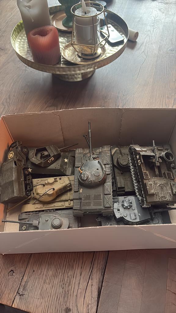 Solido tanks verschillende modellen, Ophalen, Zo goed als nieuw, Auto, Solido