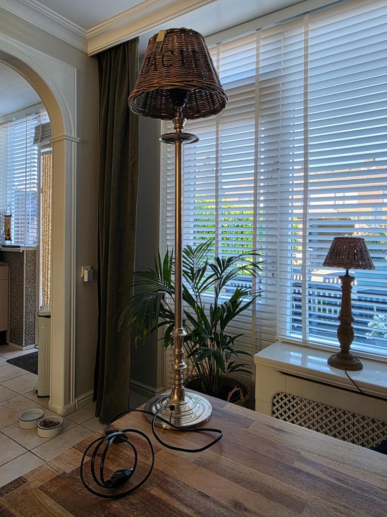 2x Riviera Maison L'hotel lamp - 92 cm hoog, Gebruikt, Overige materialen, Ophalen of Verzenden, Minder dan 100 cm