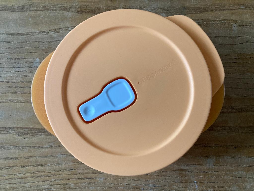 Tupperware CristalWave MicroTup bakje 390ml oranje zgan, Huis en Inrichting, Keuken | Tupperware, Ophalen of Verzenden, Zo goed als nieuw