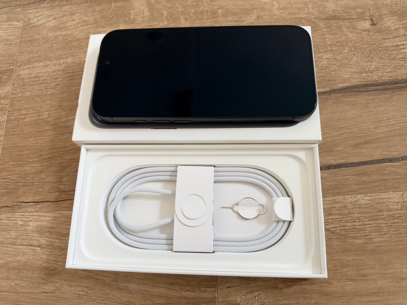 iPhone 17 256GB Zwart | Krasvrij | 94% accu | 14mnd garantie, 94 %, Overige modellen, Zwart, Zo goed als nieuw